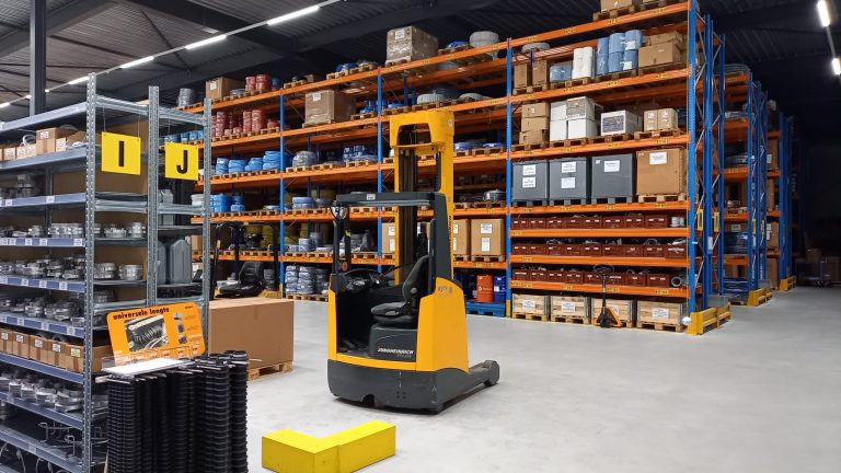 magazijn van slangen service span